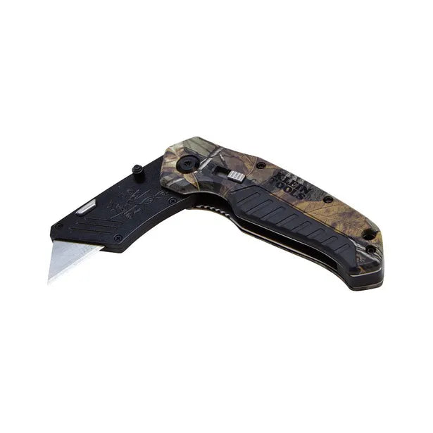 KLEIN FOLDING UTILITY KNIFE CAMO ASSISTED-OPEN A-44135