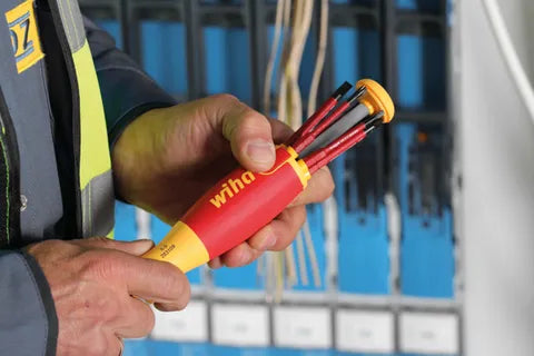 WHIA SCREWDRIVER WITH BIT MAGAZINE LIFTUP ELECTRIC, SLOTTED, PHILLIPS WITH 6 SLIMBITS, VDE 1000V INSULATED