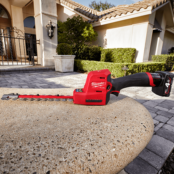 MILWAUKEE 12V FUEL Hedge Trimmer Skin M12FHT0